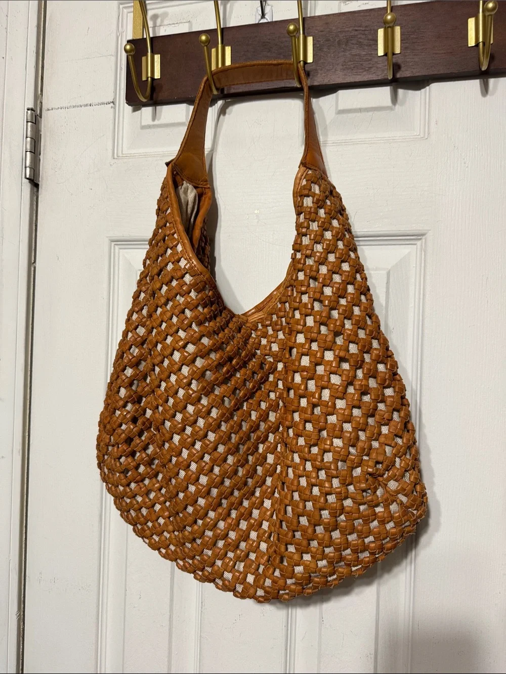 Woven Leather Hobo Bag in Tan by Maria Ponte